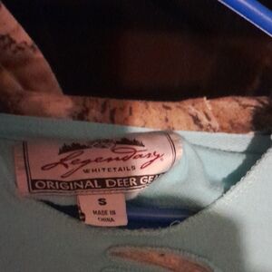Legendary Whitetails Light Blue Top